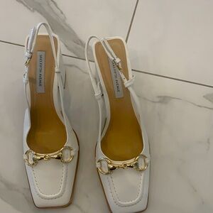 Saks fifth avenue white leather with gold buckle sling back